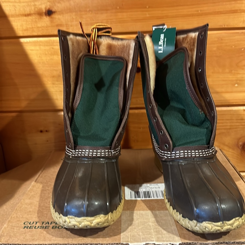 L.L.Bean 10” Duck Boot - image 4